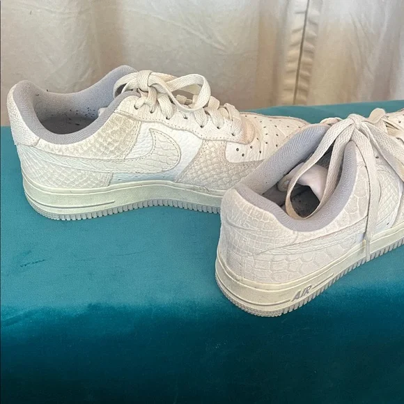 Nike Air Force 1 low python  Dx-2678_ 100  whiteTextured Sneakers sz 5.5 - Picture 4 of 12